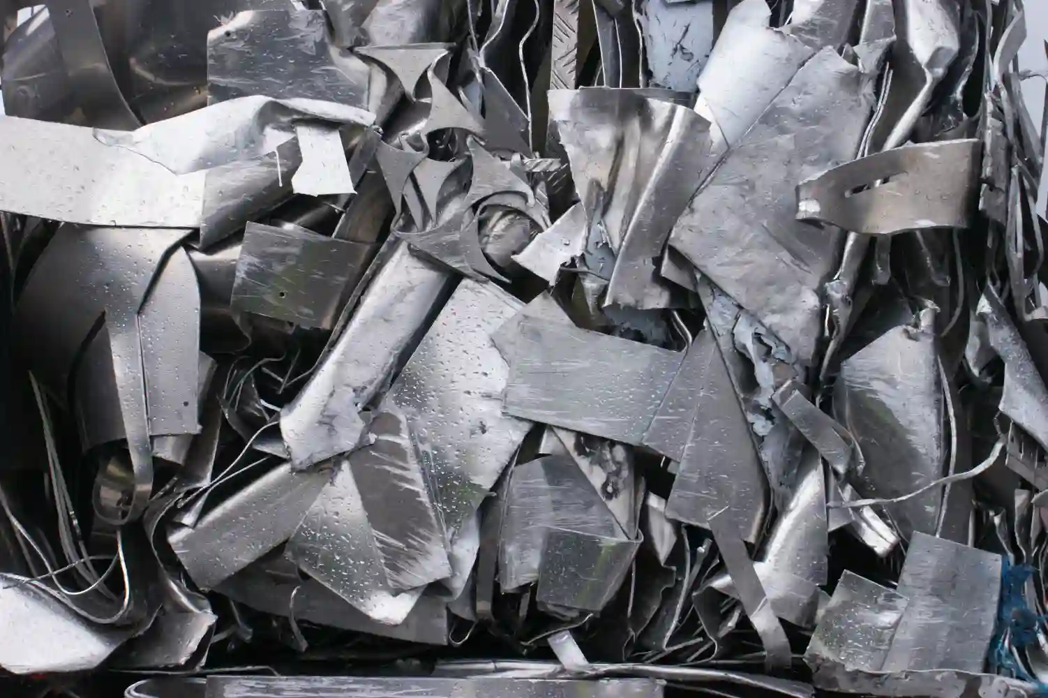 Вывоз стального лома - Металла, Металлолома, Черного лома  - Цветного металлолома, дорого в Москве
